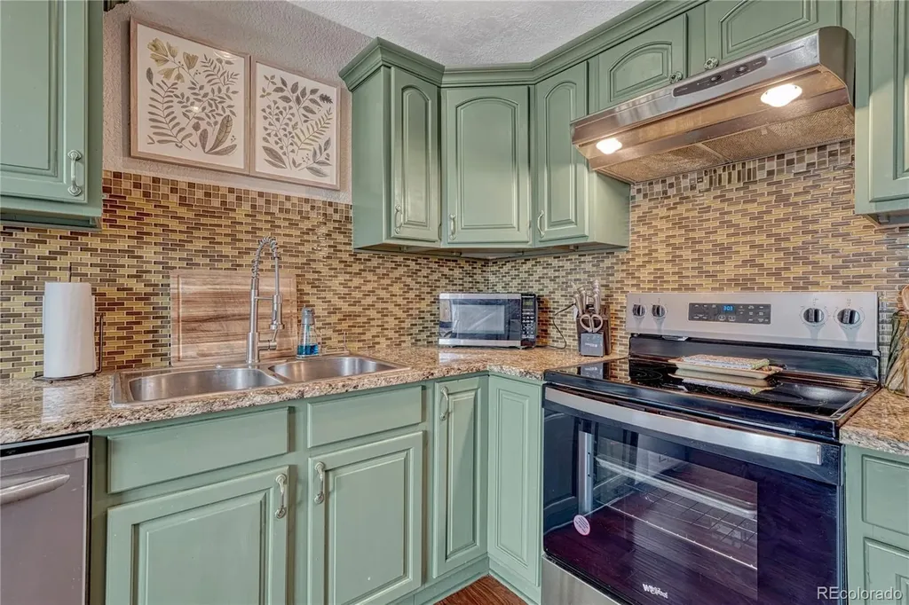 1662 S Idalia Circle Aurora CO 80017
