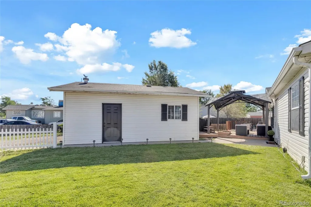 606 SE Plaza Gilcrest CO 80623
