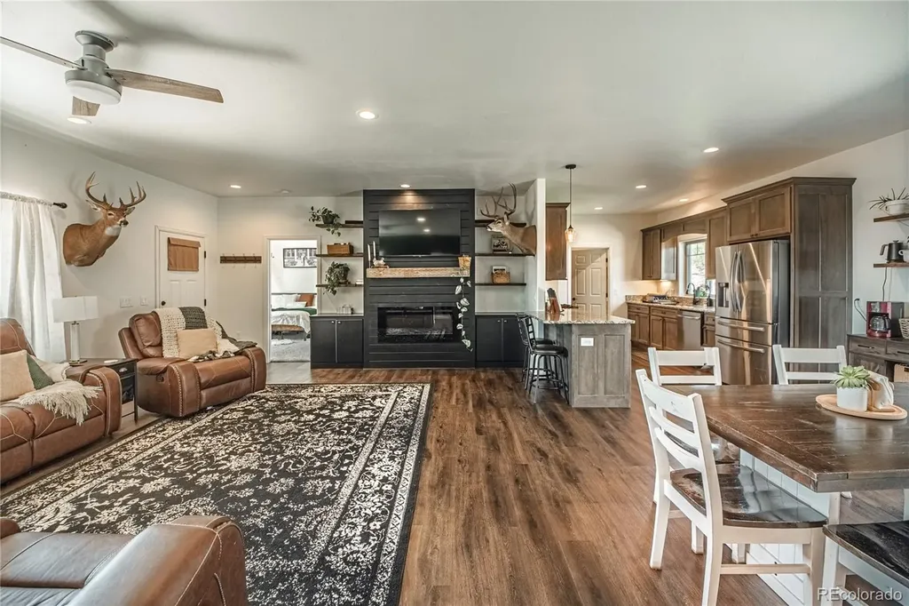 585 Twin Pines Avenue Rockvale CO 81244
