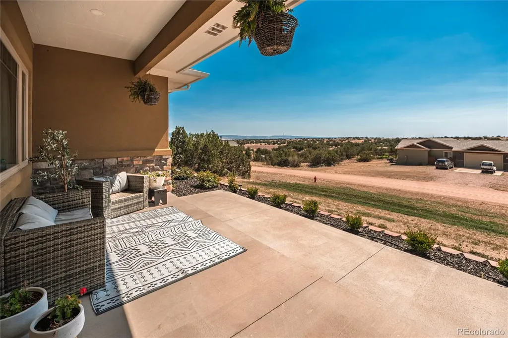 585 Twin Pines Avenue Rockvale CO 81244