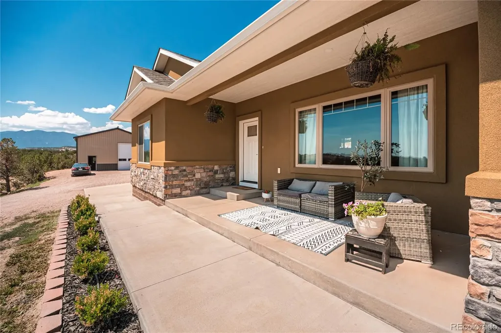 585 Twin Pines Avenue Rockvale CO 81244