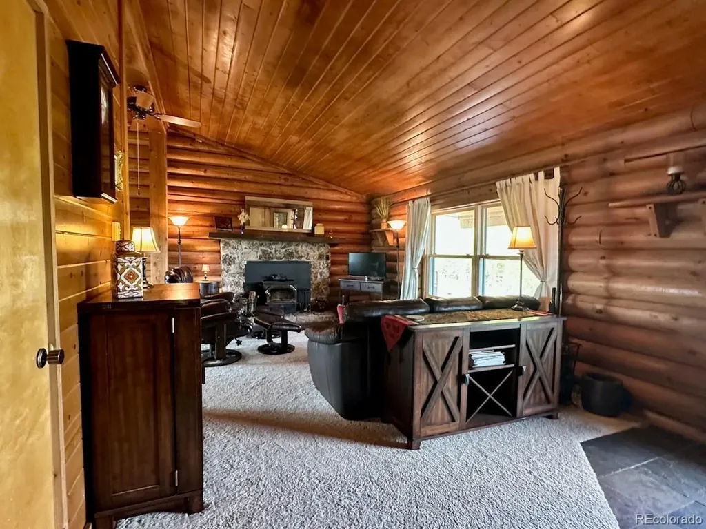 312 Bowstring Road Como CO 80432