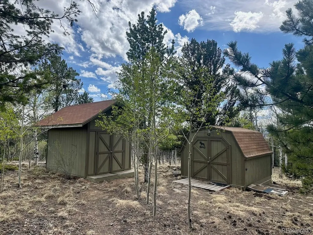312 Bowstring Road Como CO 80432