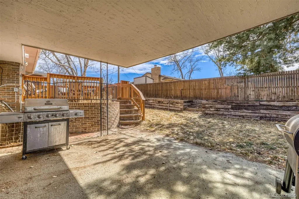 529 S Magnolia Lane Denver CO 80224