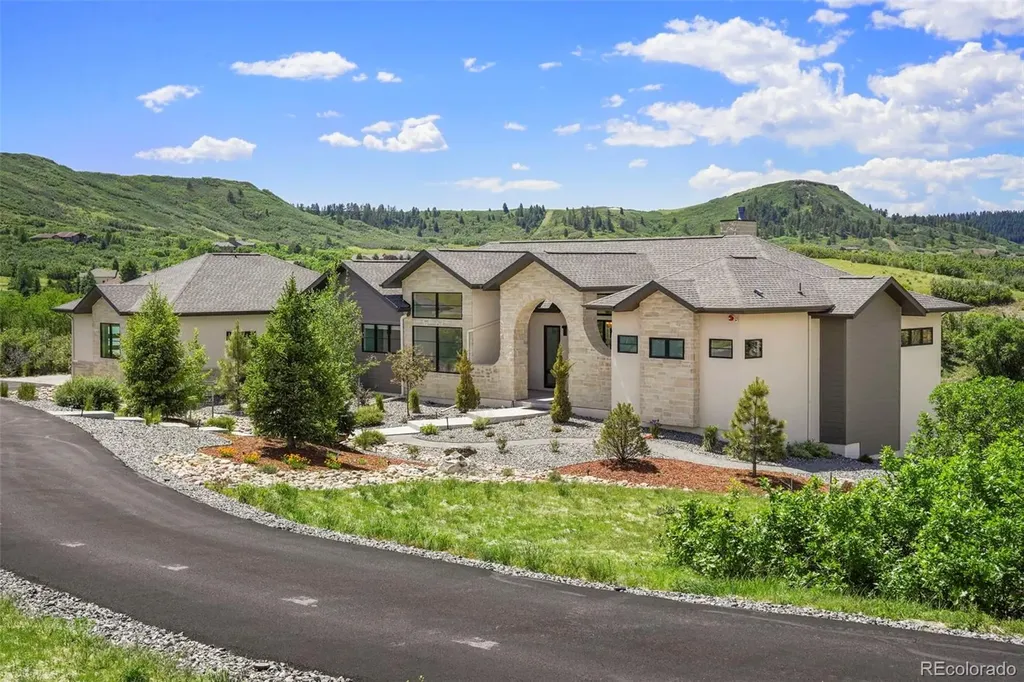 1544 King Mick Court Castle Rock CO 80104