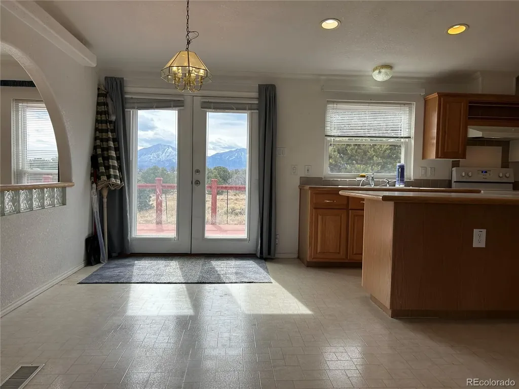536 Seneca Circle Walsenburg CO 81089