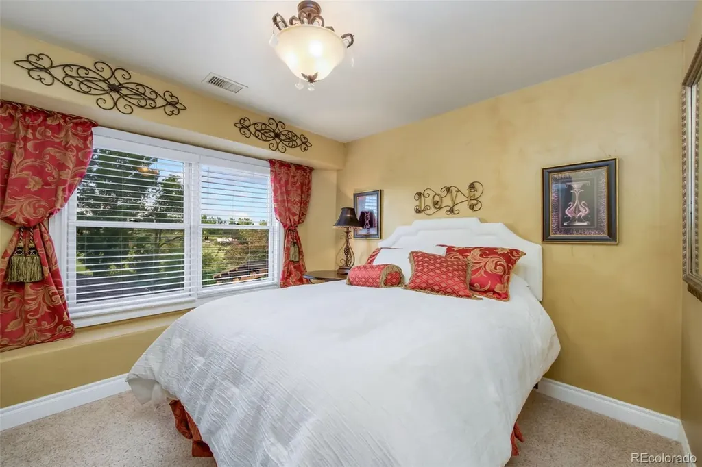10045 N 75th Street Longmont CO 80503
