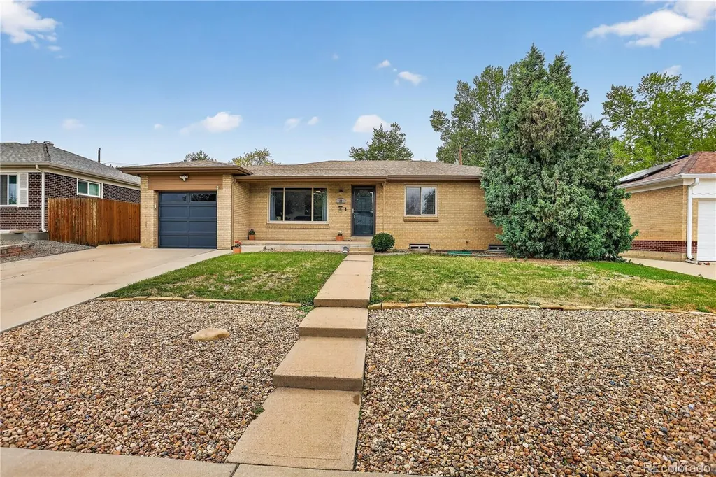1223 S Eaton Street Lakewood CO 80232