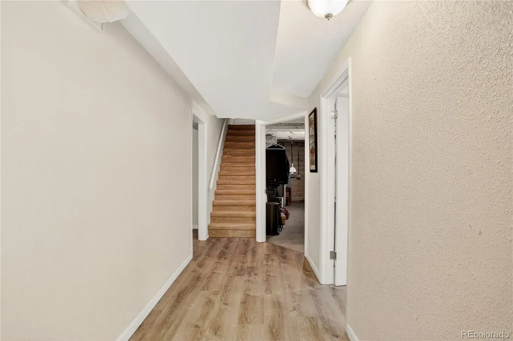 1223 S Eaton Street Lakewood CO 80232