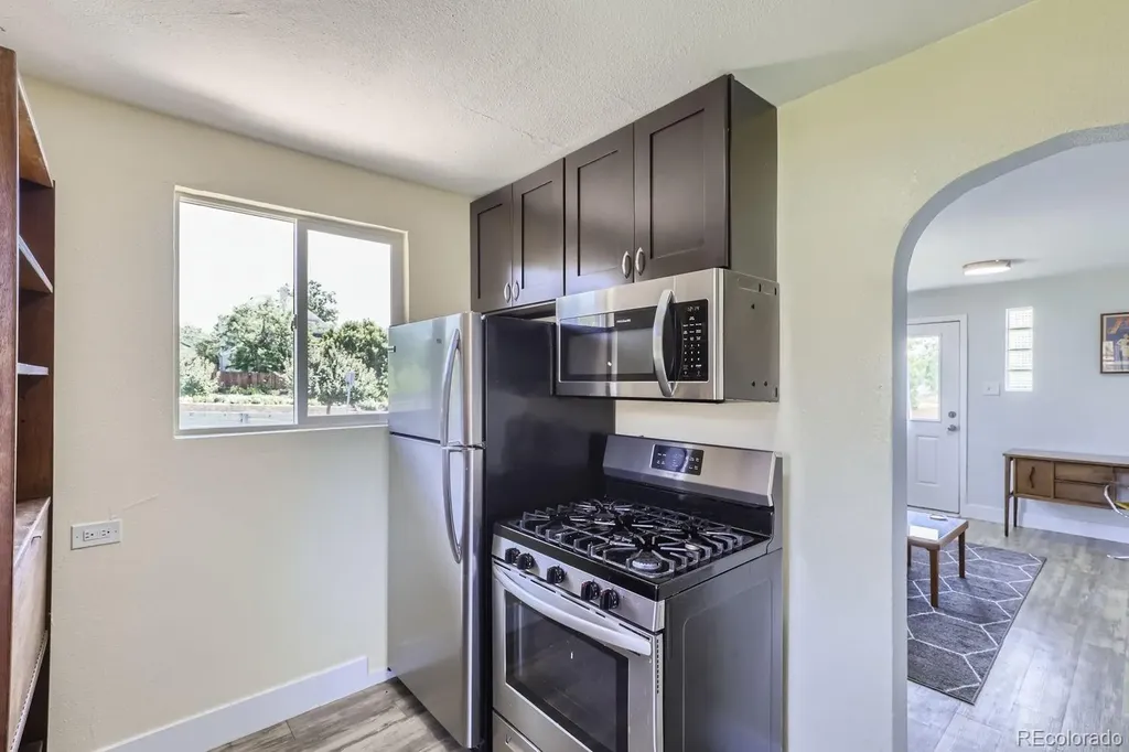 3233 E 33rd Avenue Denver CO 80205