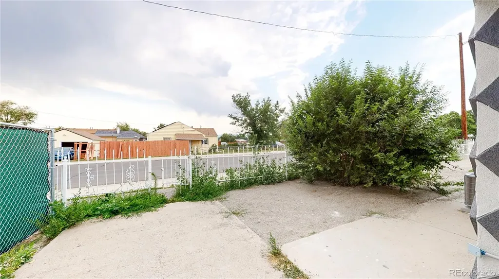 3284 W 66th Avenue Denver CO 80221