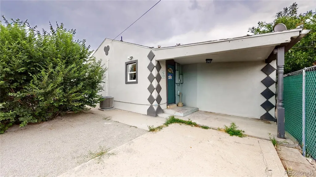 3284 W 66th Avenue Denver CO 80221