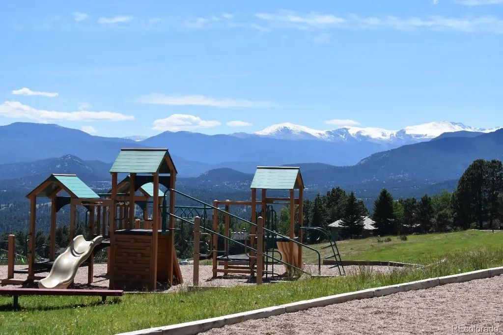 1318 Northridge Court Golden CO 80401