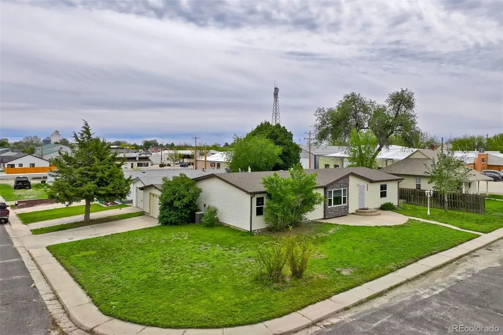 398 F Avenue Limon CO 80828