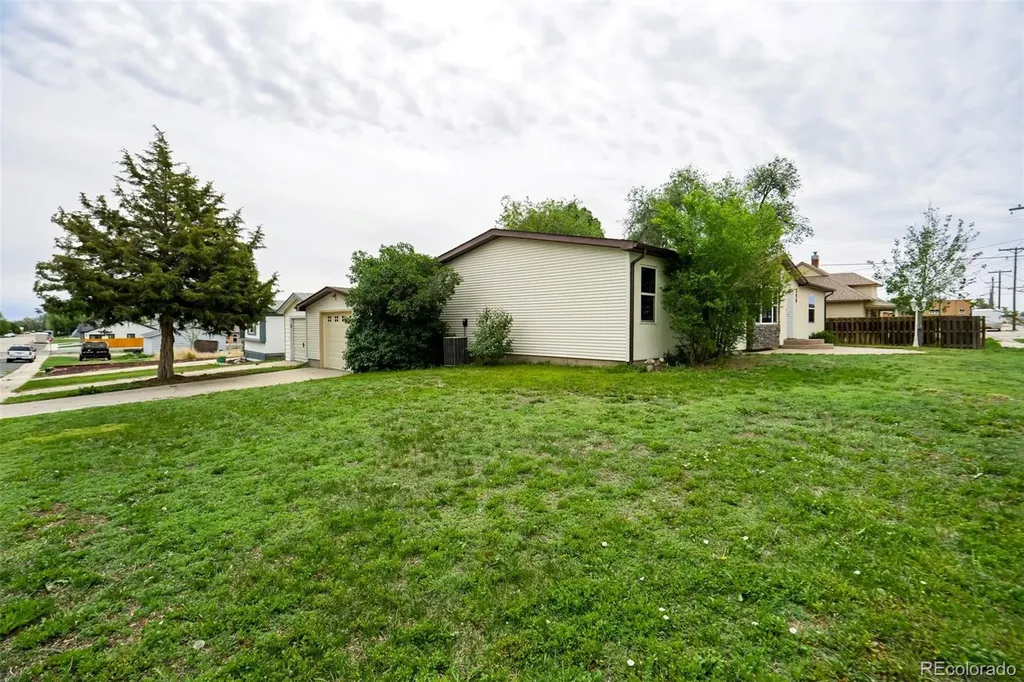 398 F Avenue Limon CO 80828