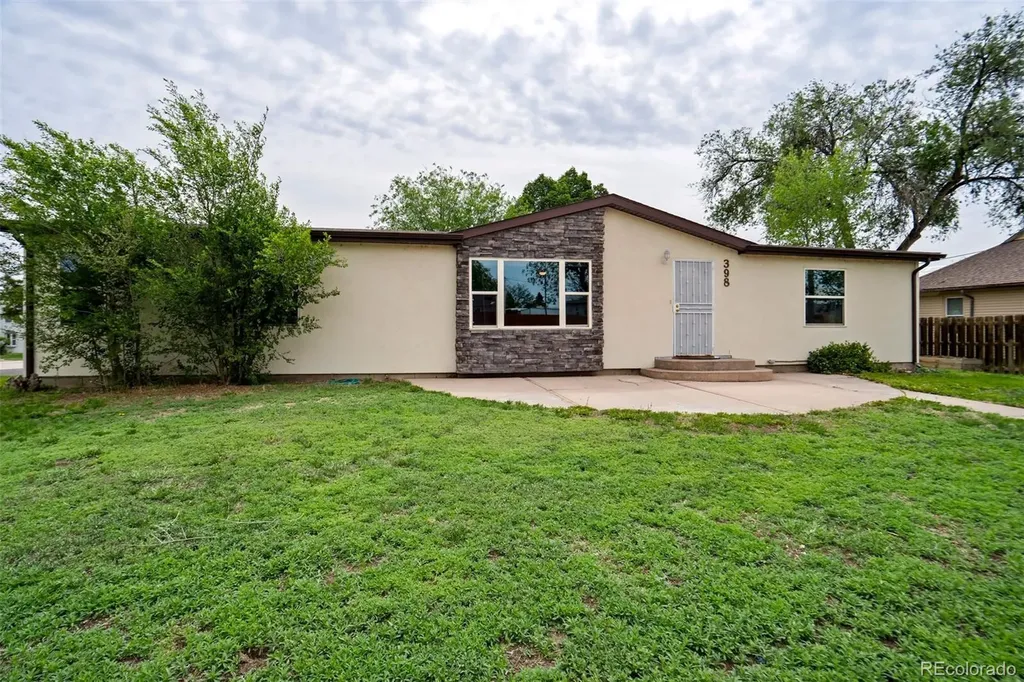 398 F Avenue Limon CO 80828