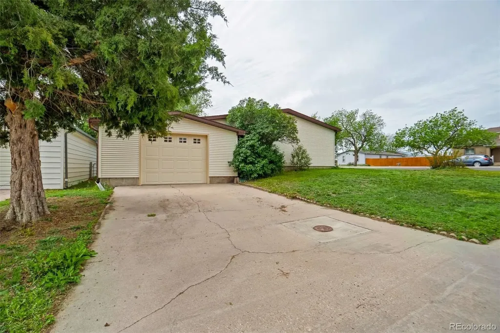 398 F Avenue Limon CO 80828