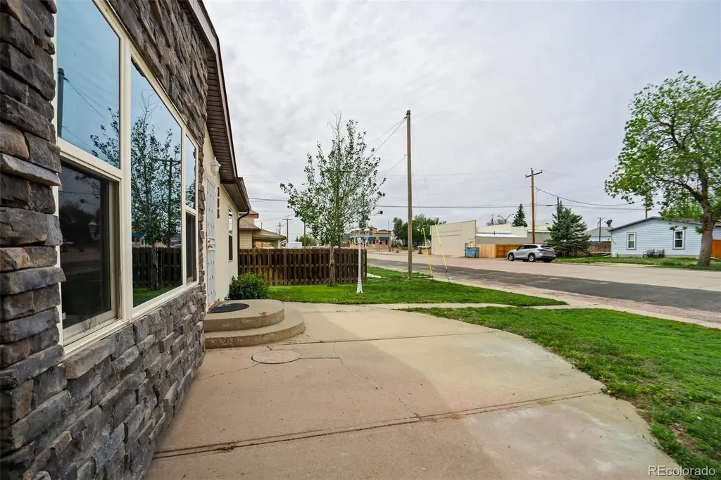 398 F Avenue Limon CO 80828