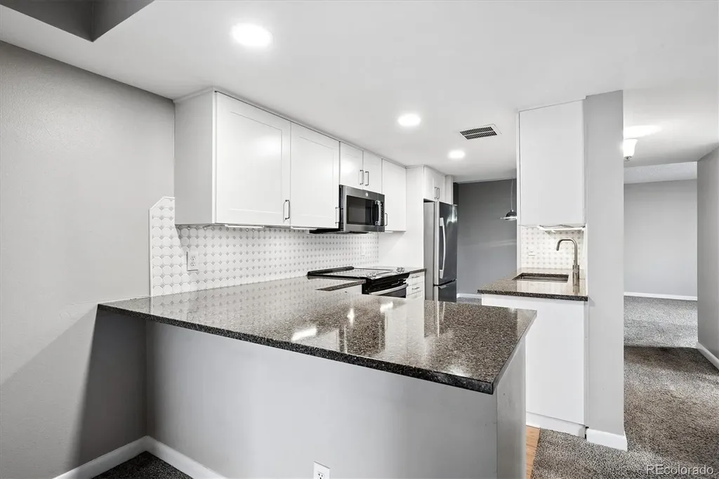 5955 E 10th Avenue Denver CO 80220