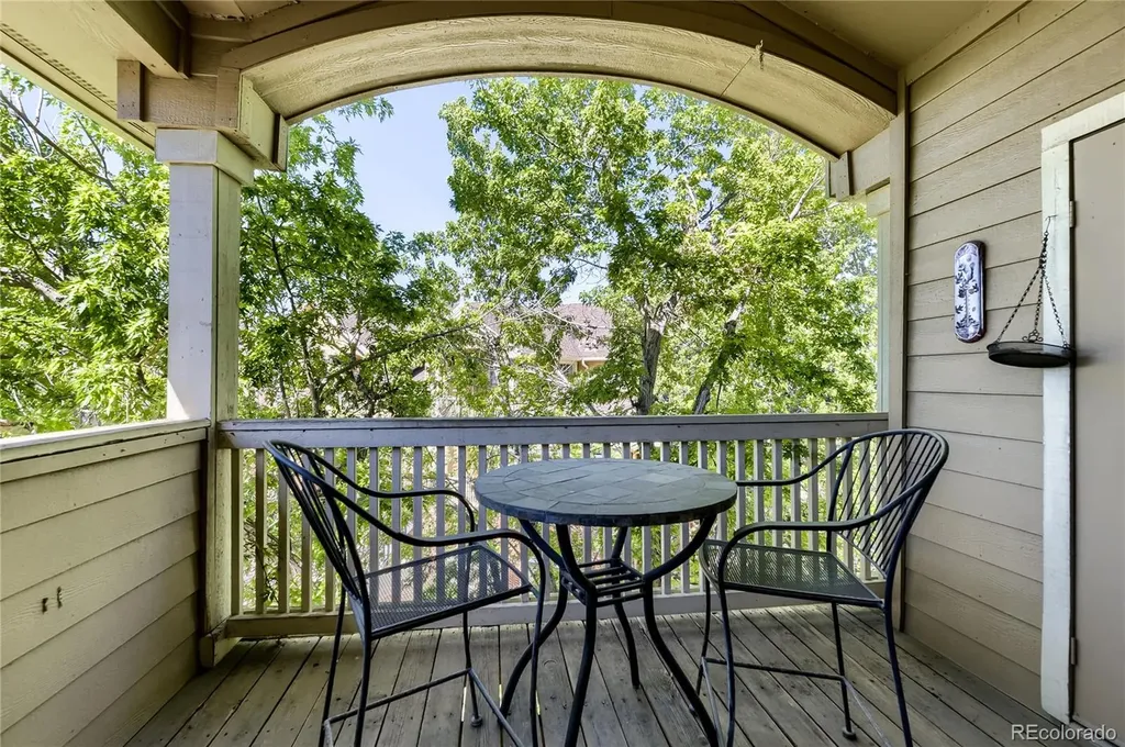 1631 W Canal Circle Littleton CO 80120