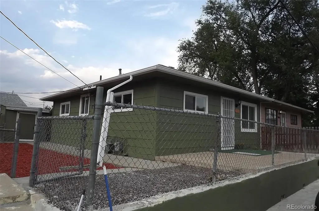 4305 W Nevada Place Denver CO 80219