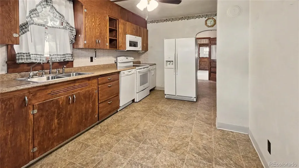 200 E 10th Street Julesburg CO 80737