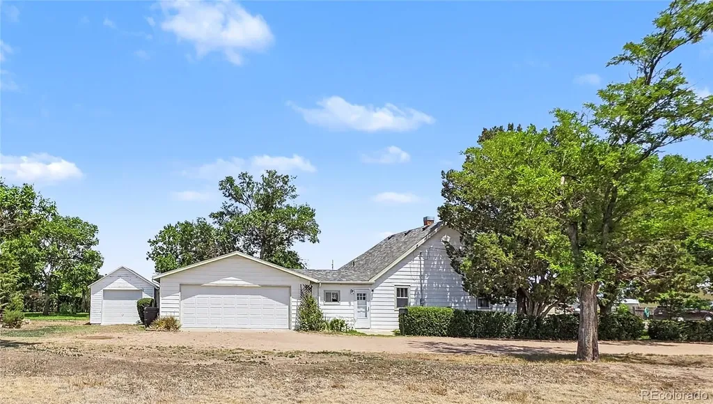 200 E 10th Street Julesburg CO 80737
