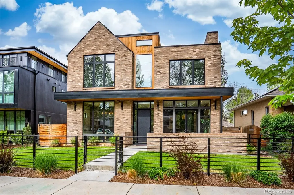 959 S Vine Street Denver CO 80209