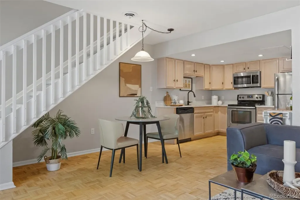 1655 S Cole Street Lakewood CO 80228