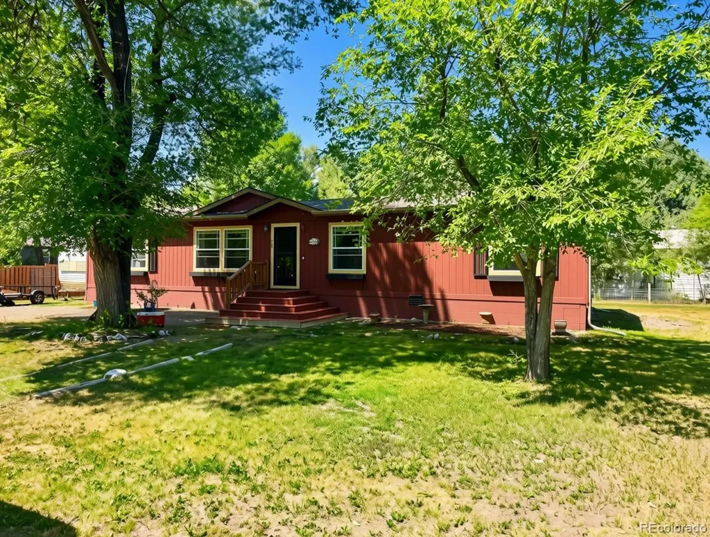 705 San Juan Avenue Saguache CO 81149