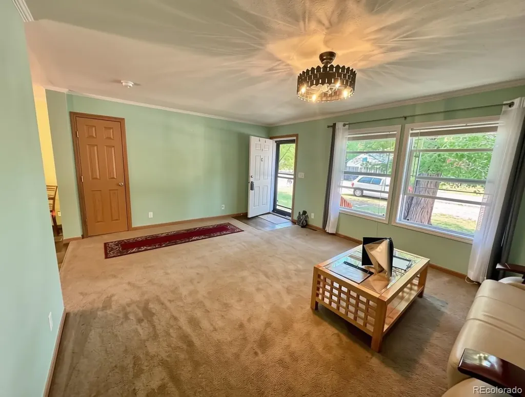 705 San Juan Avenue Saguache CO 81149