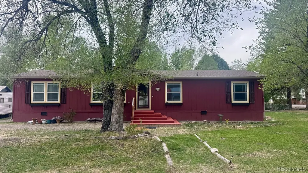 705 San Juan Avenue Saguache CO 81149
