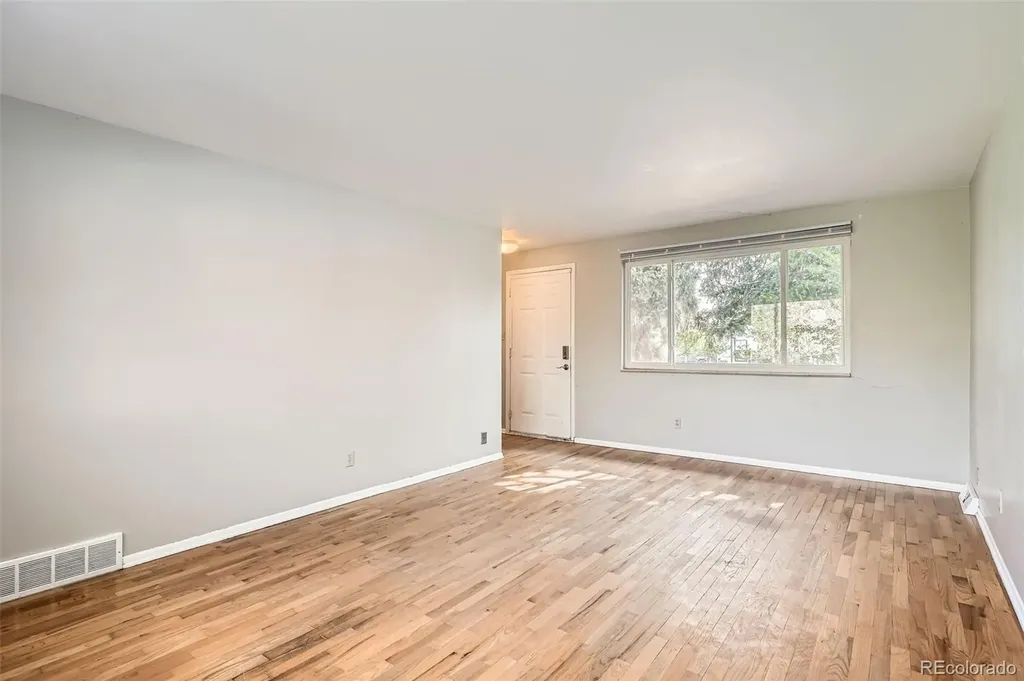 1225 S Ames Street Lakewood CO 80232