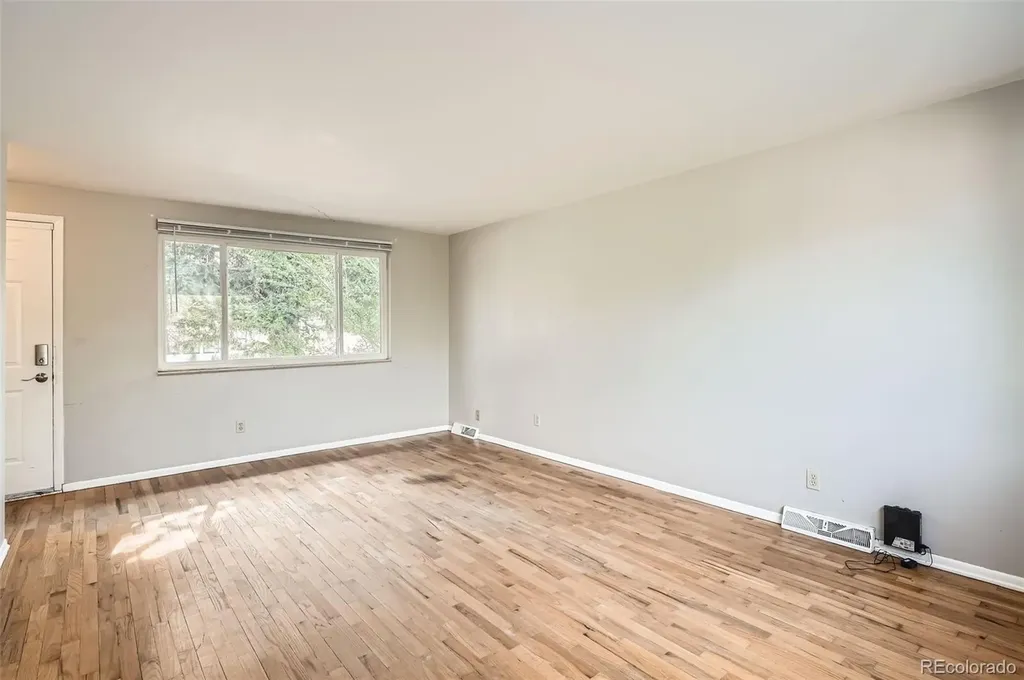 1225 S Ames Street Lakewood CO 80232