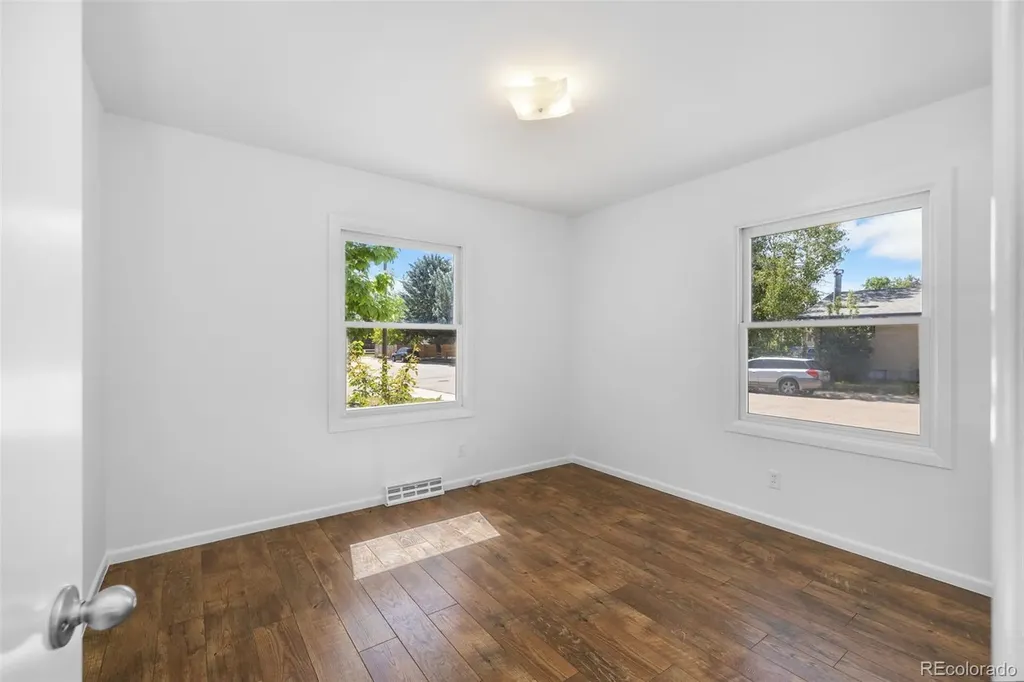 1603 Emery Street Longmont CO 80501