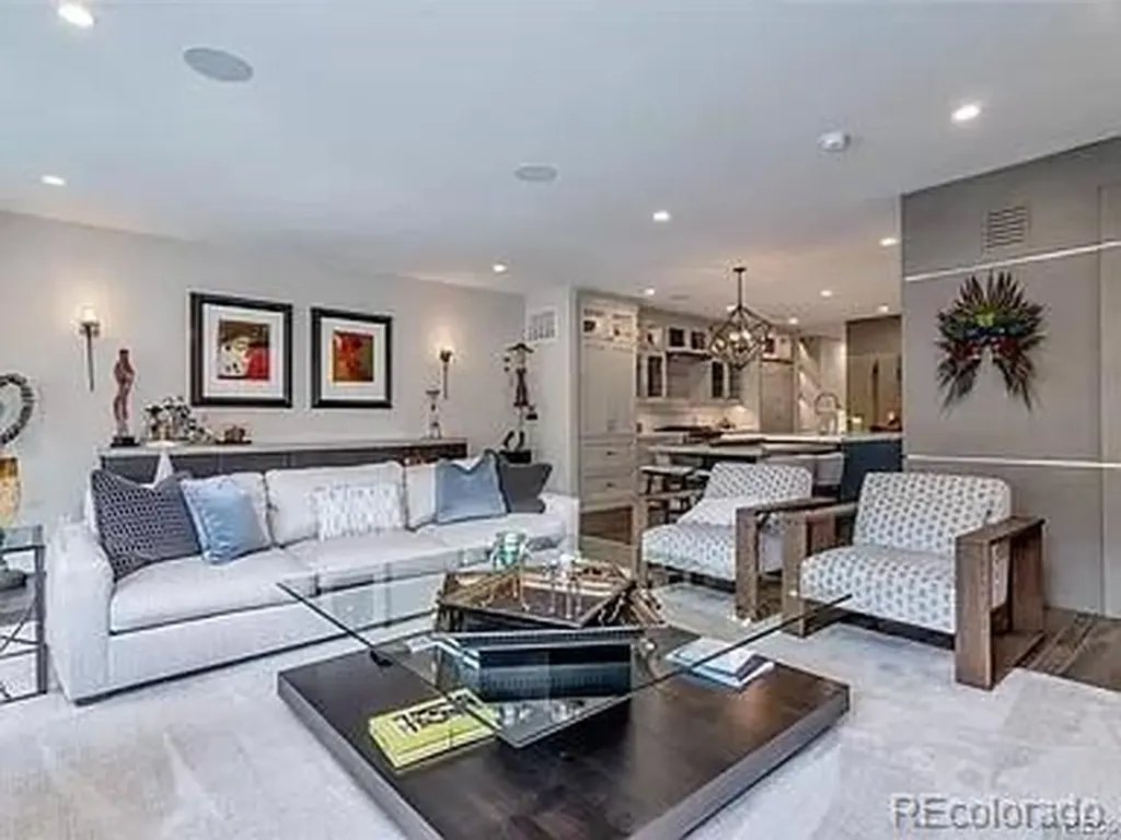 250 Adams Denver CO 80206