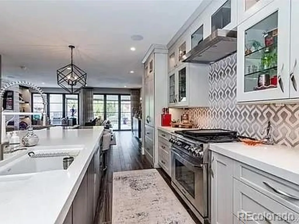 250 Adams Denver CO 80206