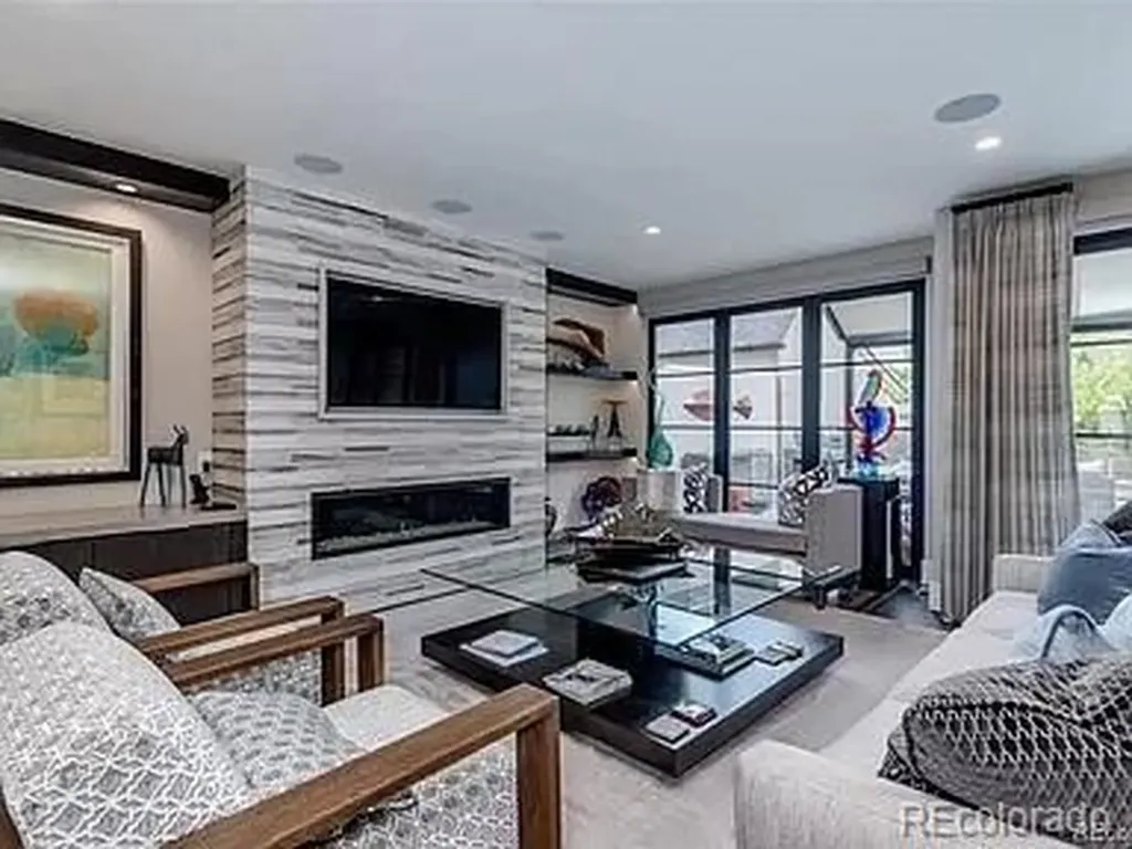 250 Adams Denver CO 80206