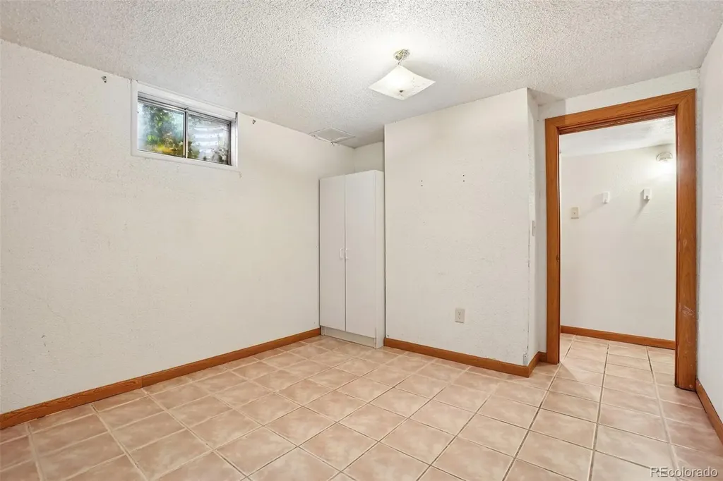 8283 Depew Way Arvada CO 80003