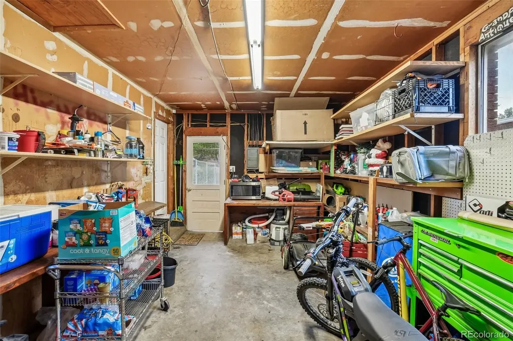 8283 Depew Way Arvada CO 80003