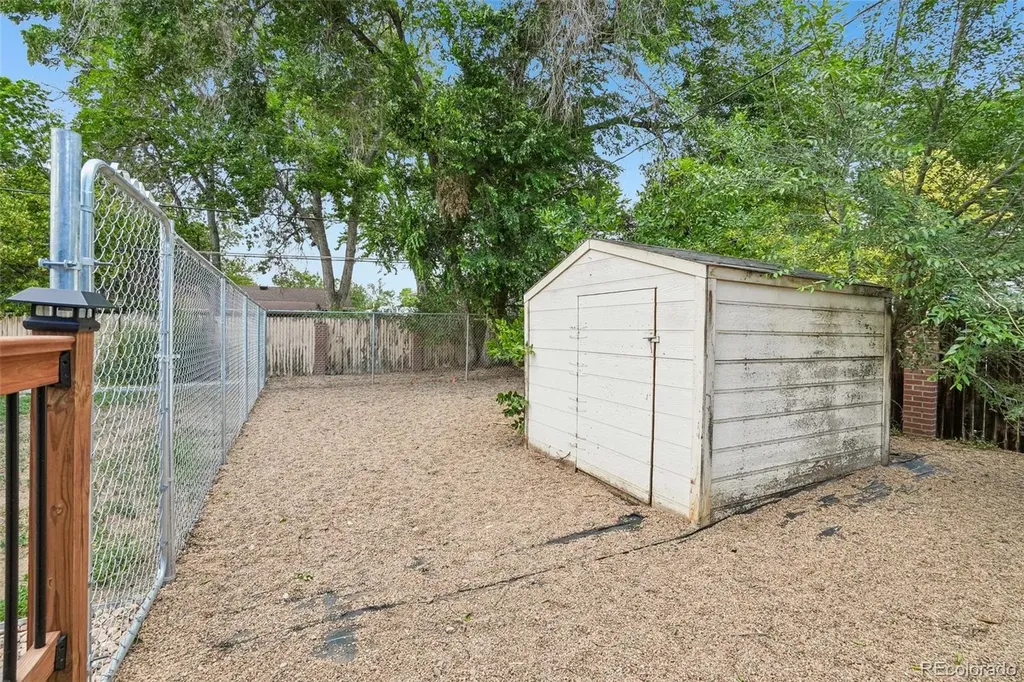 8283 Depew Way Arvada CO 80003
