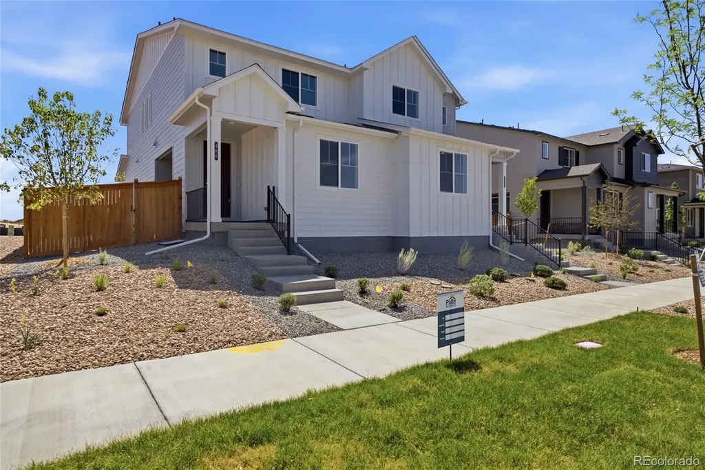 466 N Bently Street Watkins CO 80137