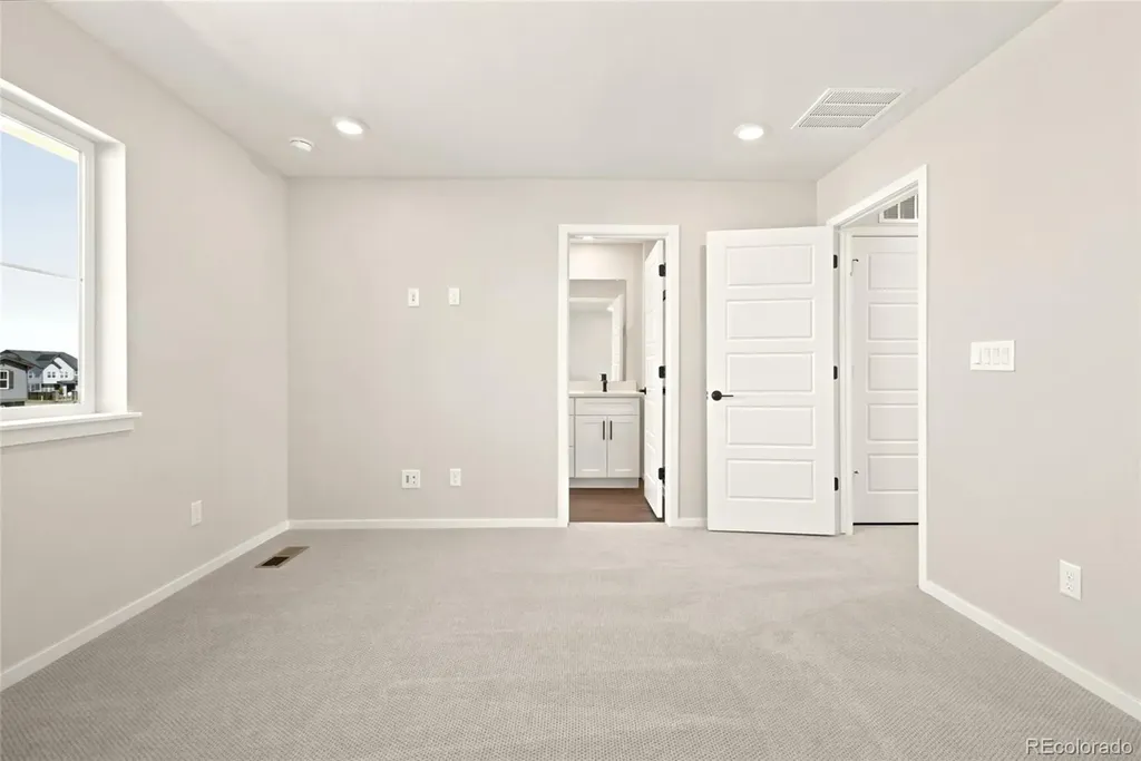 466 N Bently Street Watkins CO 80137