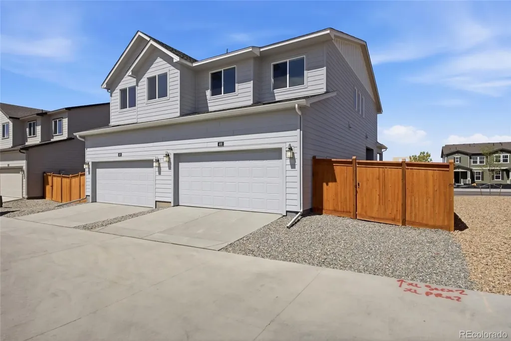 466 N Bently Street Watkins CO 80137