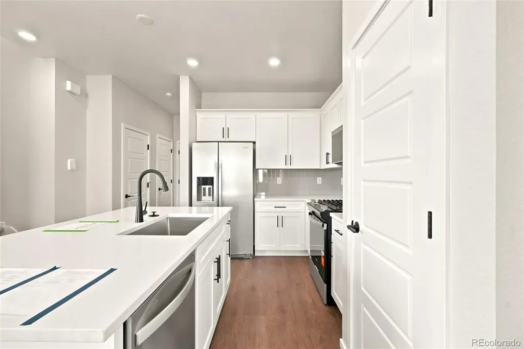 466 N Bently Street Watkins CO 80137
