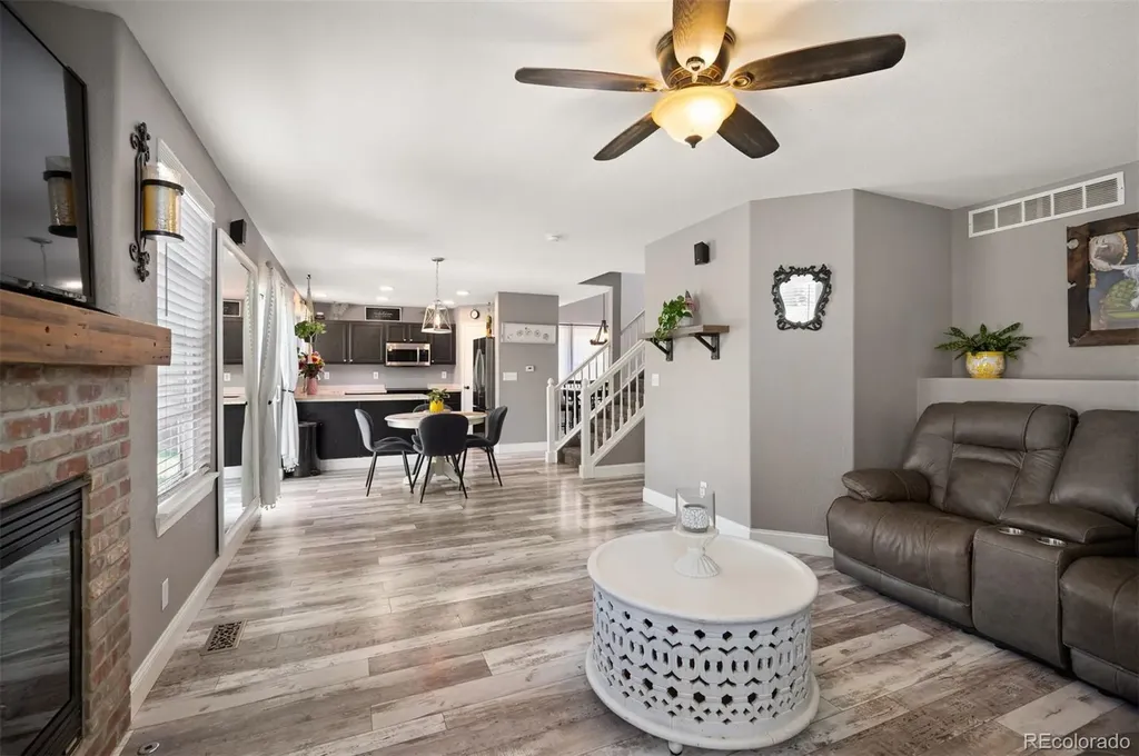 10993 Elizabeth Street Northglenn CO 80233