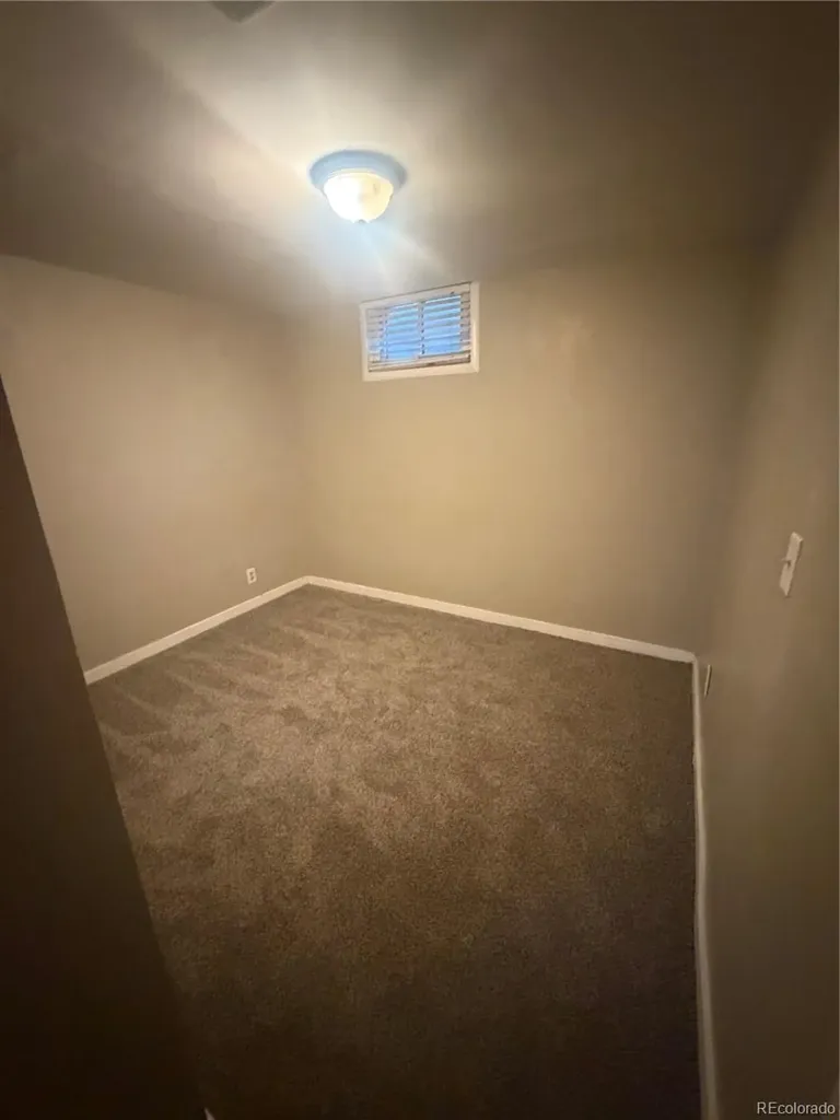 5559 Potomac Way Denver CO 80239