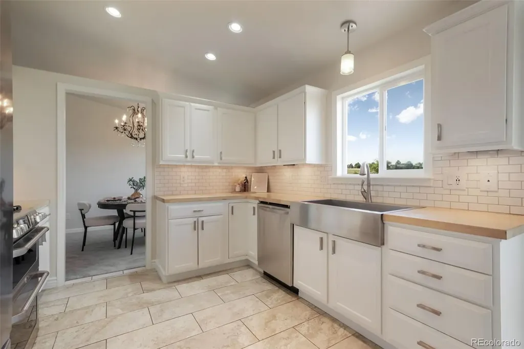 7106 Lone Eagle Lane Colorado Springs CO 80925