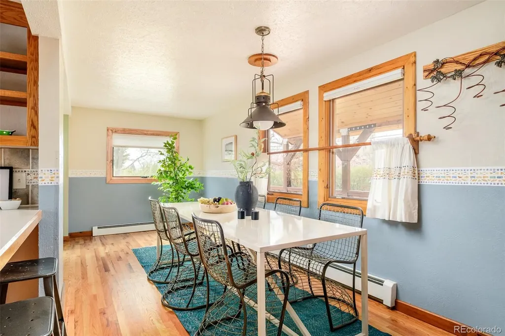 815 Vivian Street Lakewood CO 80401