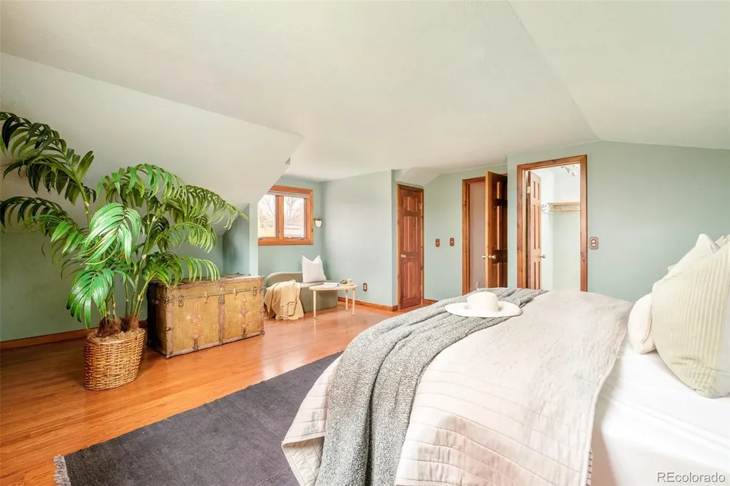 815 Vivian Street Lakewood CO 80401